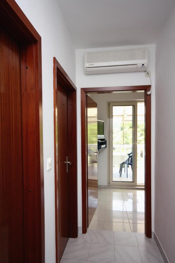 Apartments With A Parking Space Jezera, Murter - 5079 ภายนอก รูปภาพ